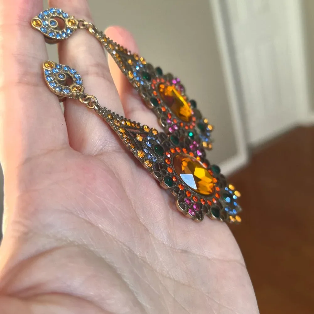 earrings - Picture 4 of 8